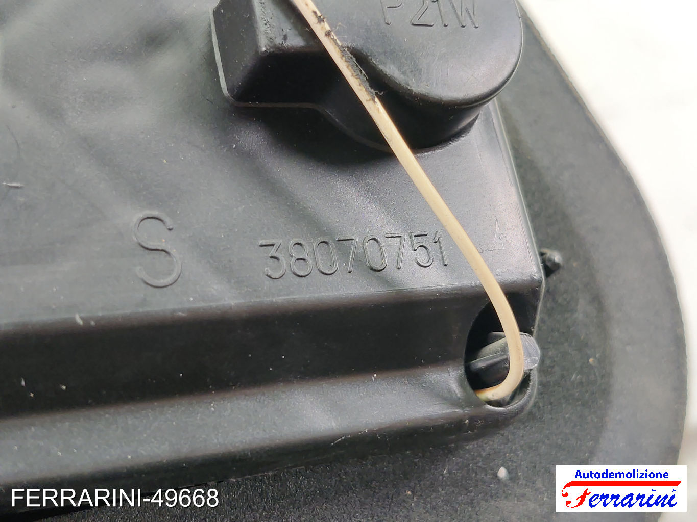 Fanalino Stop Posteriore LANCIA LYBRA 839 2001-2005 sinistro, sx 38070751