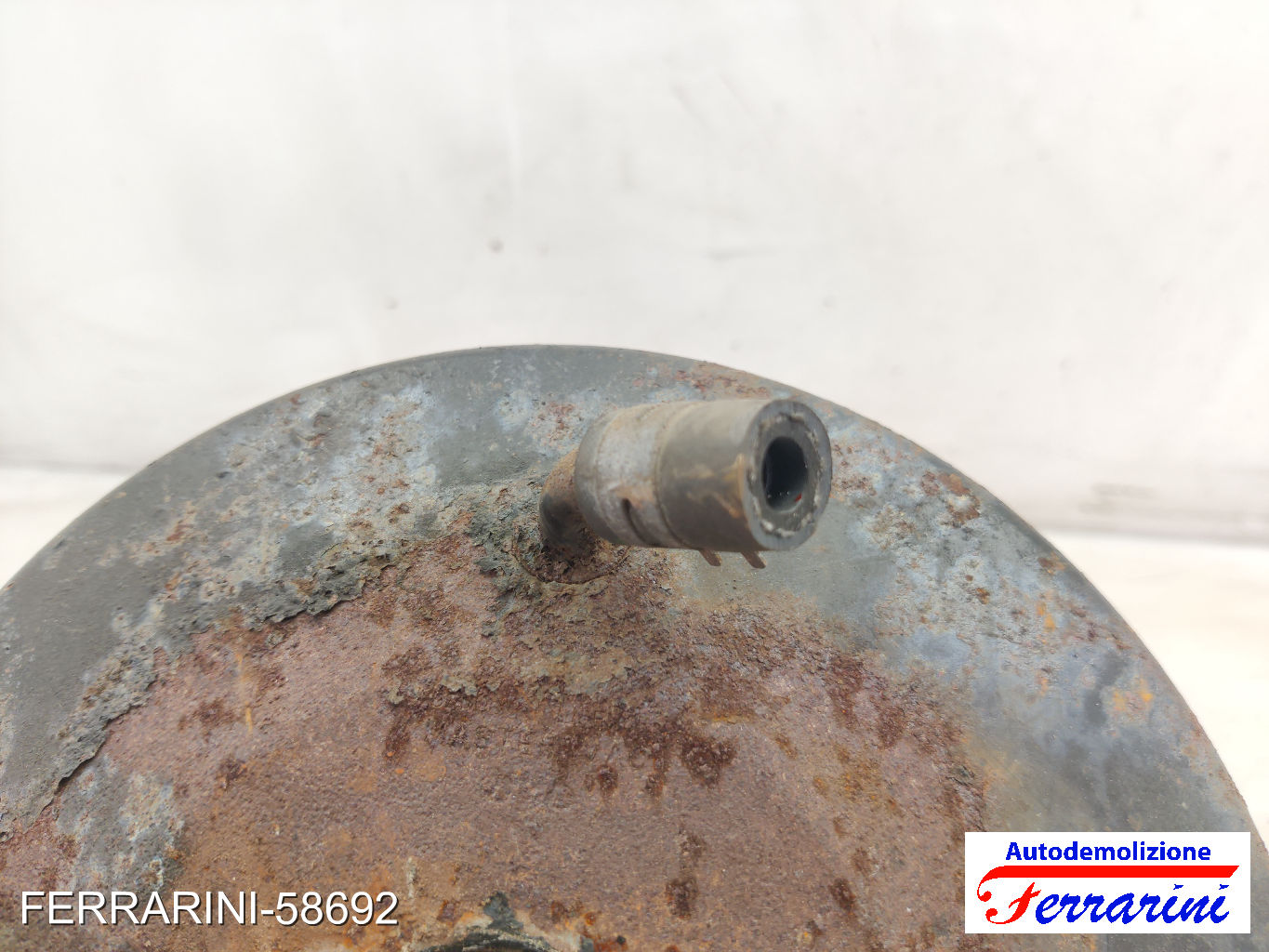 Servofreno MITSUBISHI PAJERO 1 L04G, L14G 2.5 TD 1989-1990 MB534873, MB534872 6