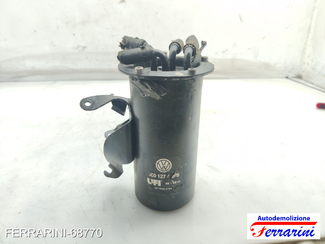 Supporto Filtro Olio VW GOLF PLUS 5 521, 5M1 1.9 TDI 2005-2009 3C0127400C