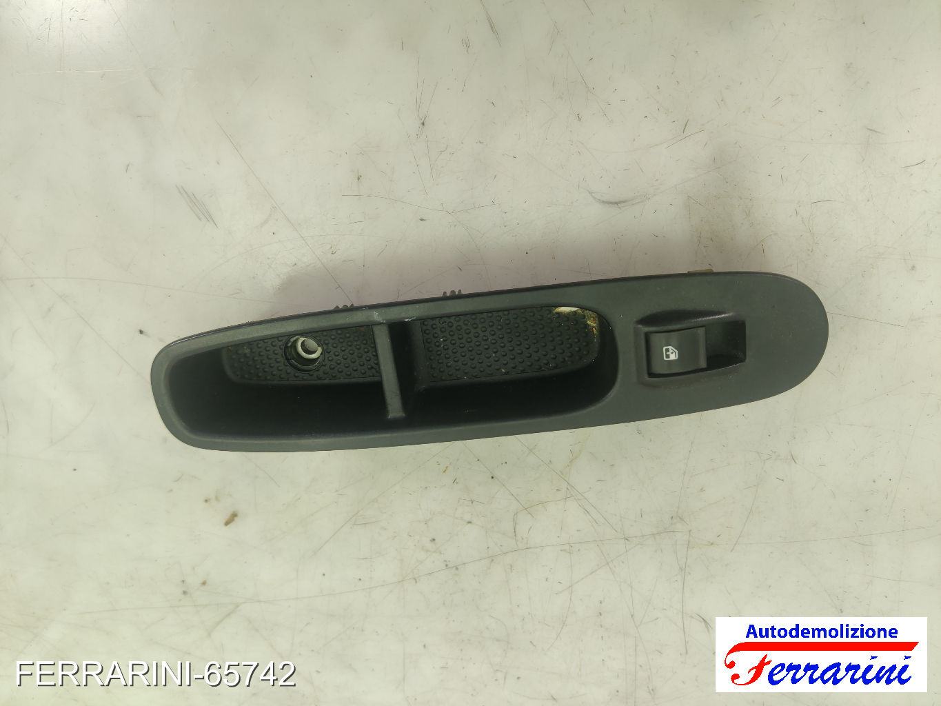 Pulsantiera Tastiera Alzavetro FIAT PUNTO EVO 199 2009-2012 destra, dx, frontale