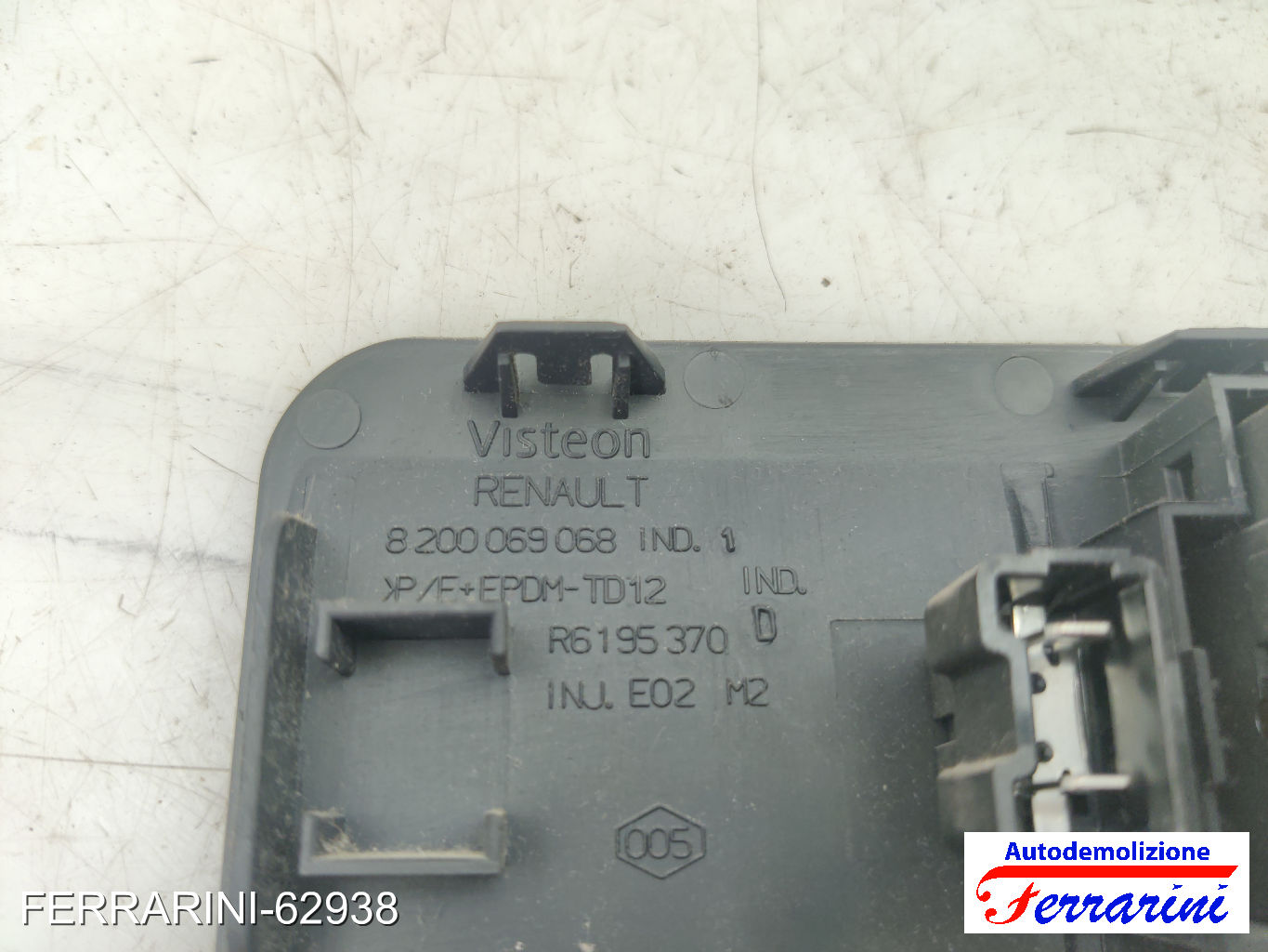 regolazione altezza fari RENAULT CLIO 2 BB, CB 1998-2010 8200060042, 8200069068 6