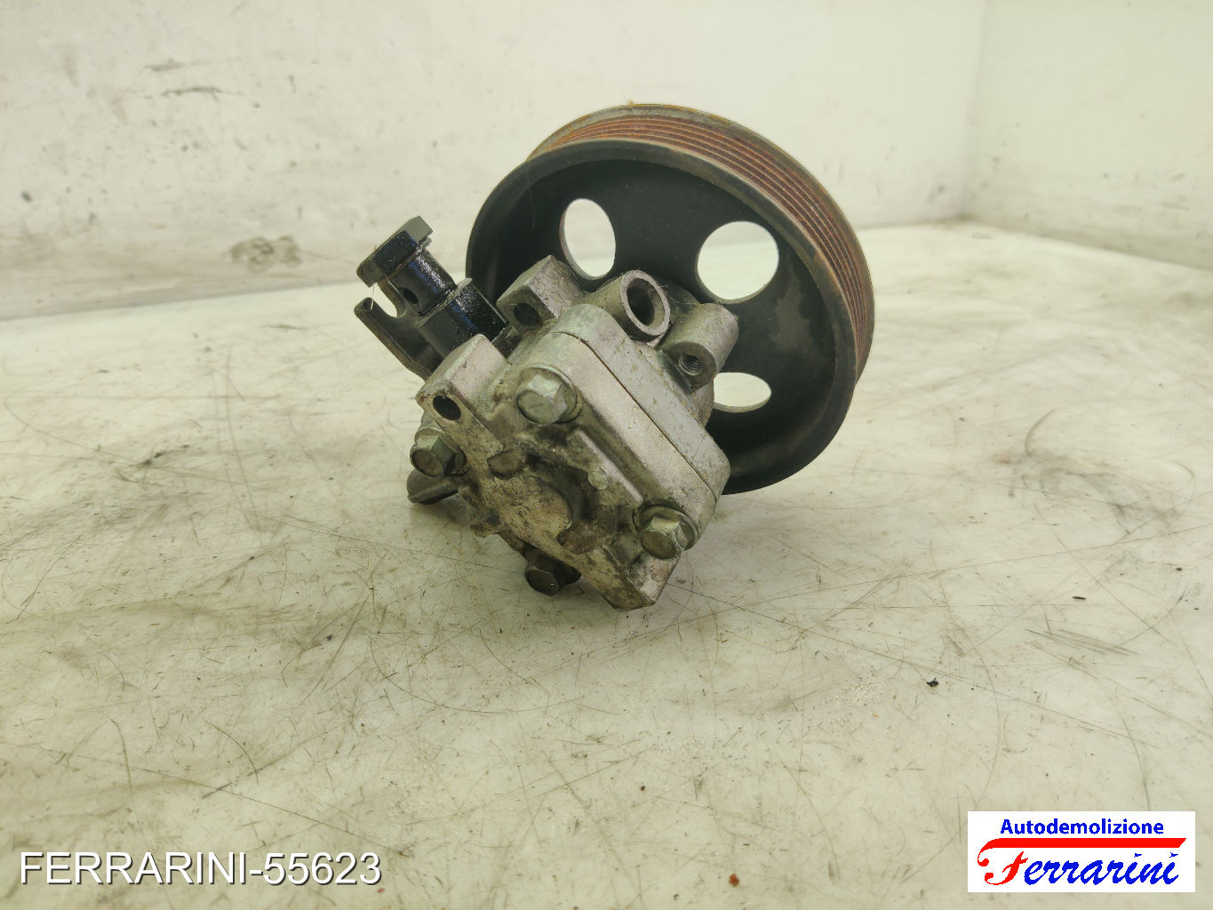 Pompa Servosterzo HYUNDAI SANTA FE 2 CM 2.0 CRDI 4X4 2010-2012 0K2KC32600