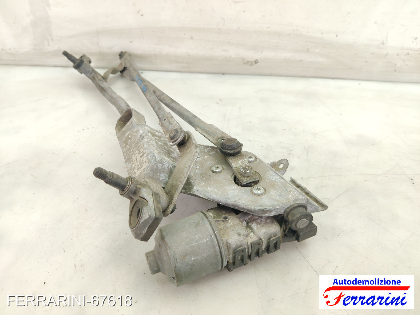 Spazzacqua Motorino Tergicristallo FORD FIESTA 6 CB1, CCN 2010-2012 anteriore