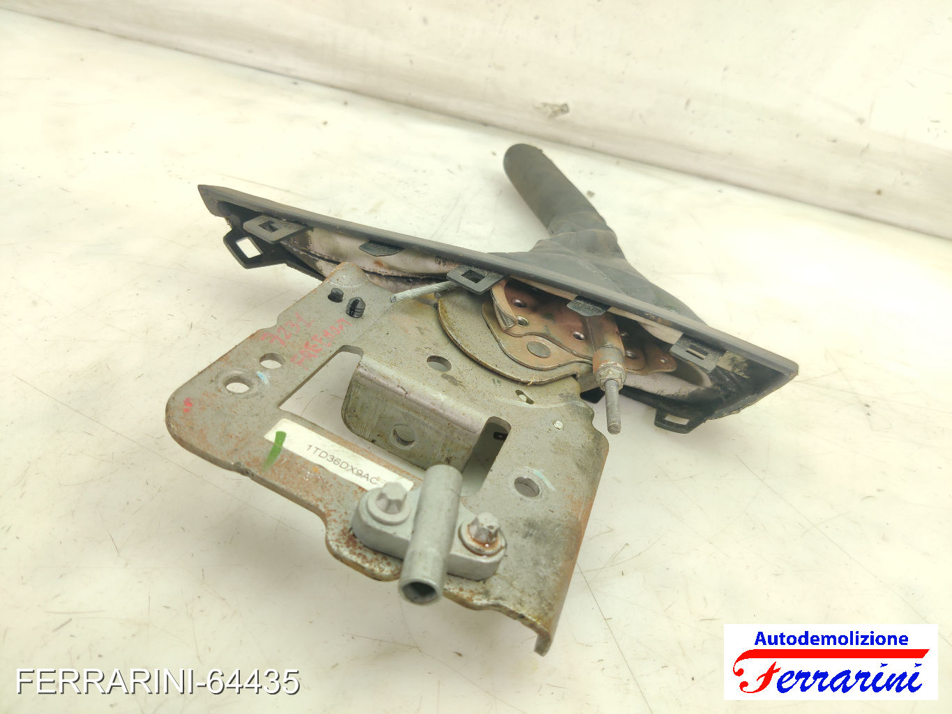 Leva Freno A Mano OPEL ASTRA J SPORTS TOURER P10 2010-2015 13351282 9