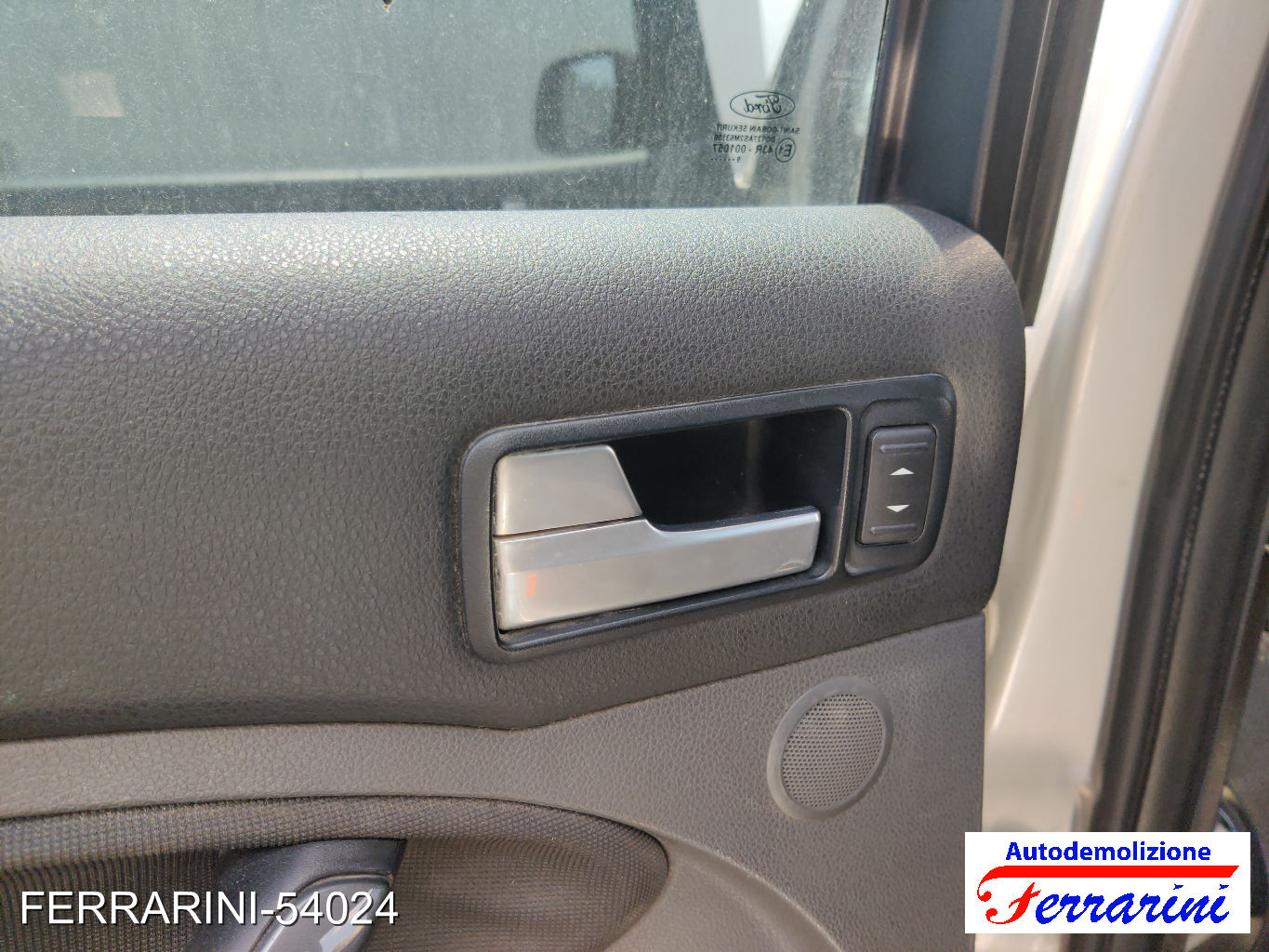 Ford C-Max 19