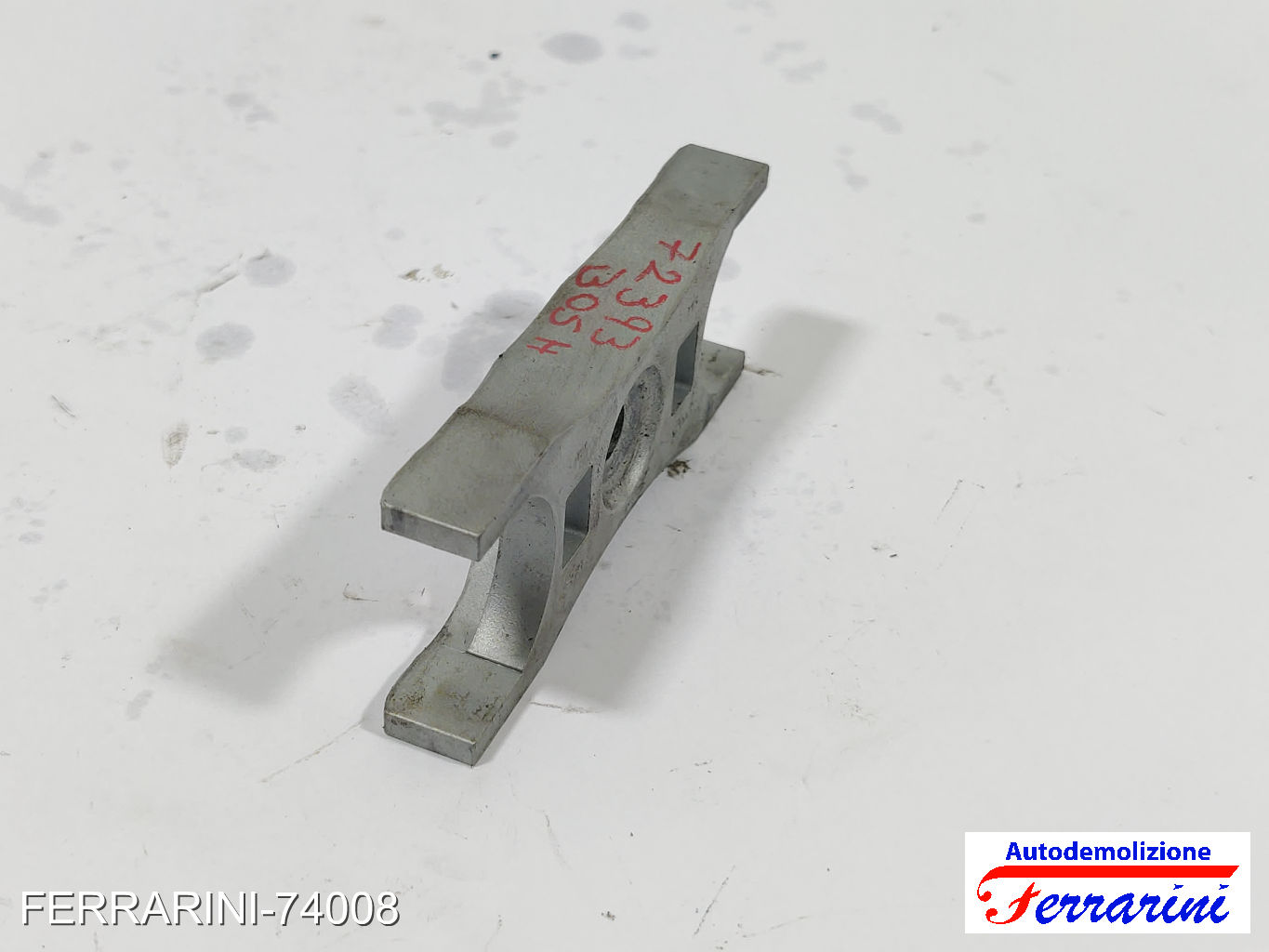 staffa Supporto iniettore CRBC VW GOLF 7 5G1, BE1, BE2, BQ1 2.0 TDI 2012-2020