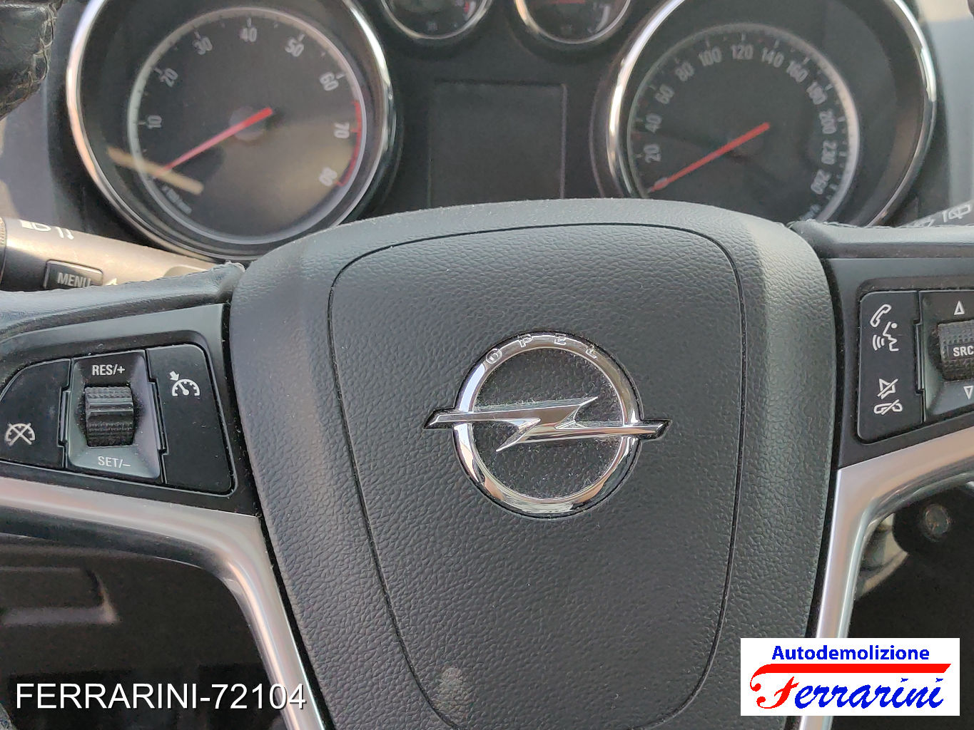 Opel Astra J 35