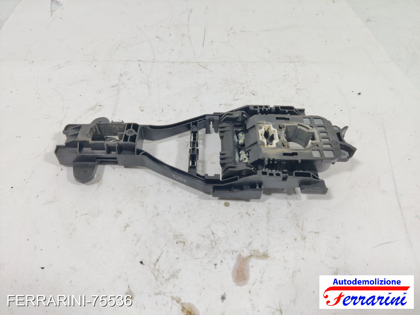 Supporto Maniglia Esterna VOLVO V60 1 155 2015-2018 sinistro, sx, frontale
