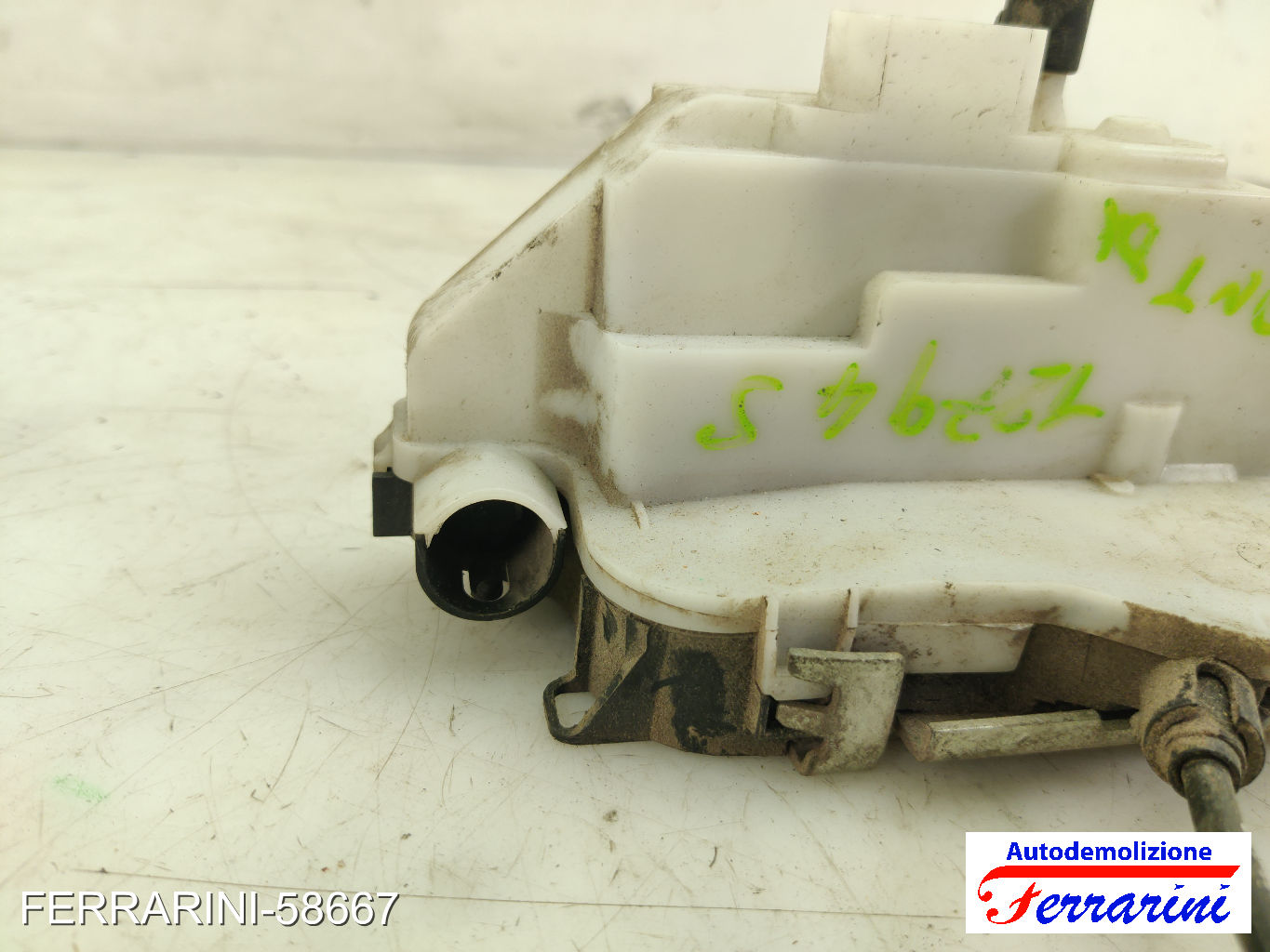 Serratura Porta RENAULT TWINGO 2 CN0 2007-2014 sinistro, sx, frontale, anteriore