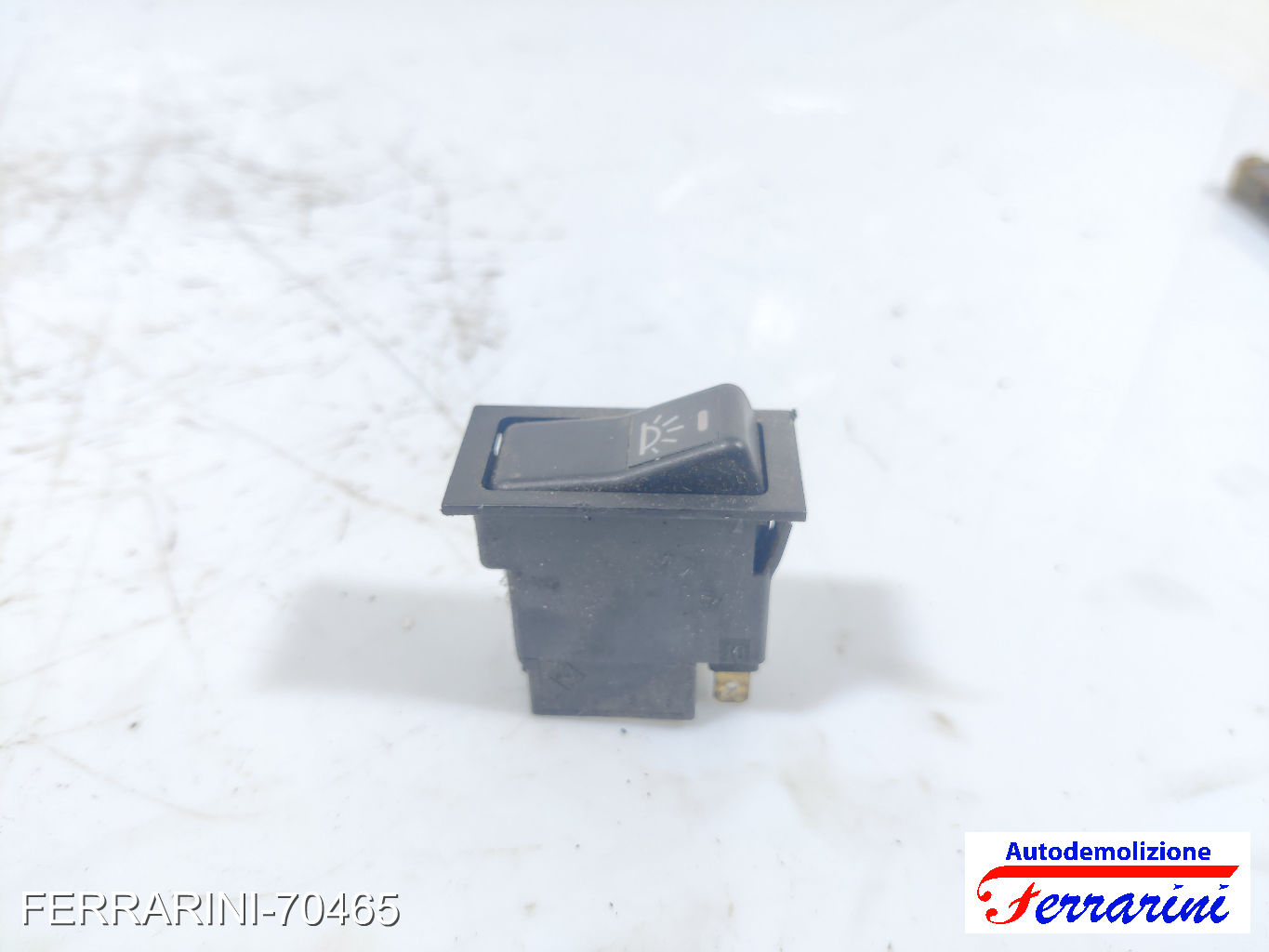 Interruttore luci servizio IVECO DAILY 1 1978-1989 4433818, 512201