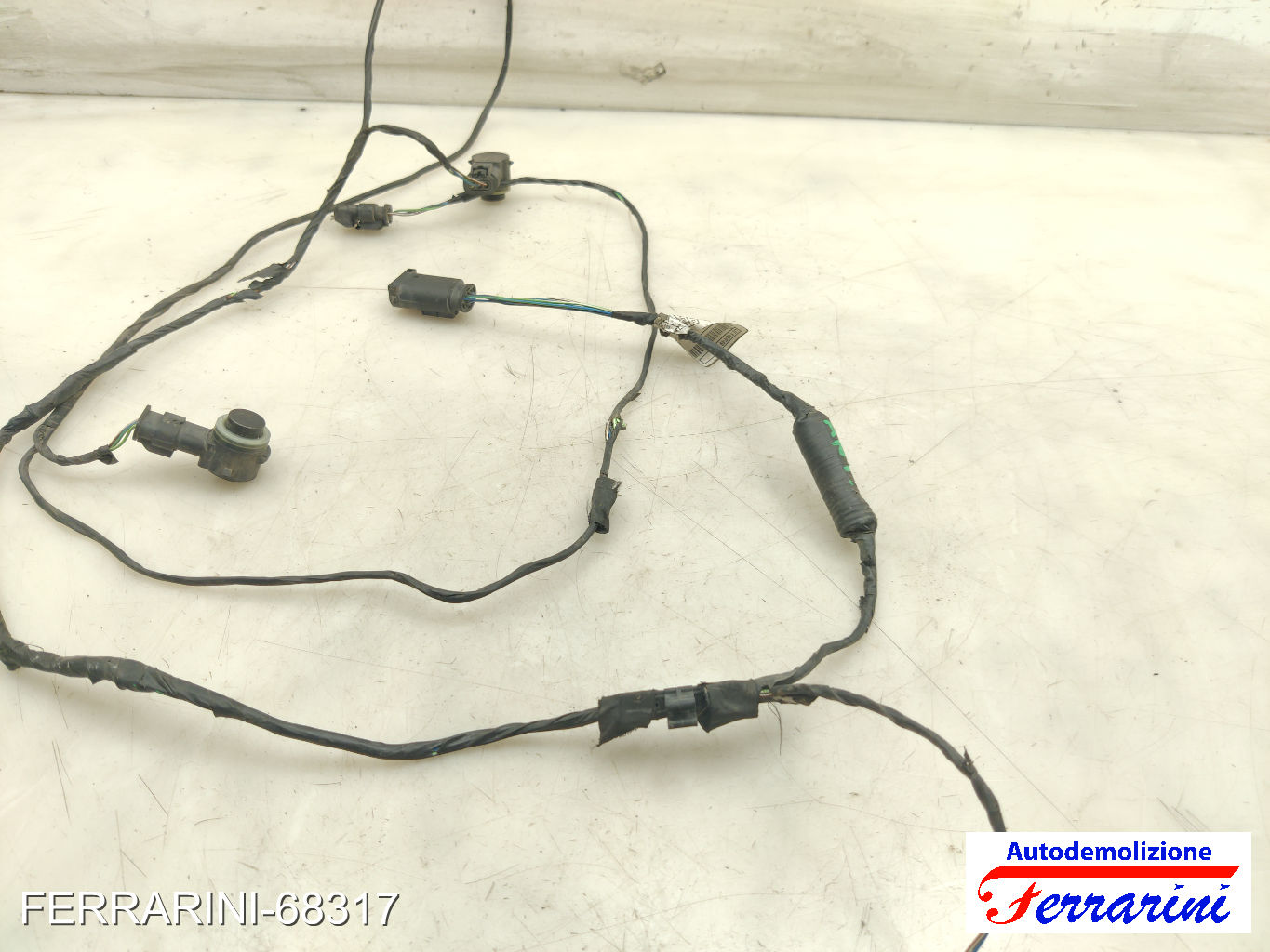 sensori parcheggio anteriore BMW X1 F48 SDRIVE 18D 2015-2023 61129392513