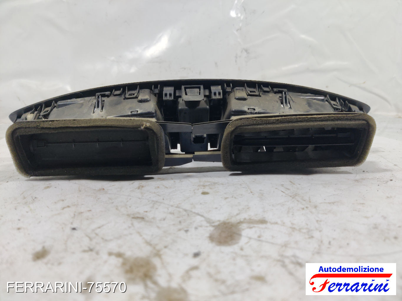 Bocchetta Areazione RENAULT SCENIC 3 JZ0/1 2009-2023 anteriore 8