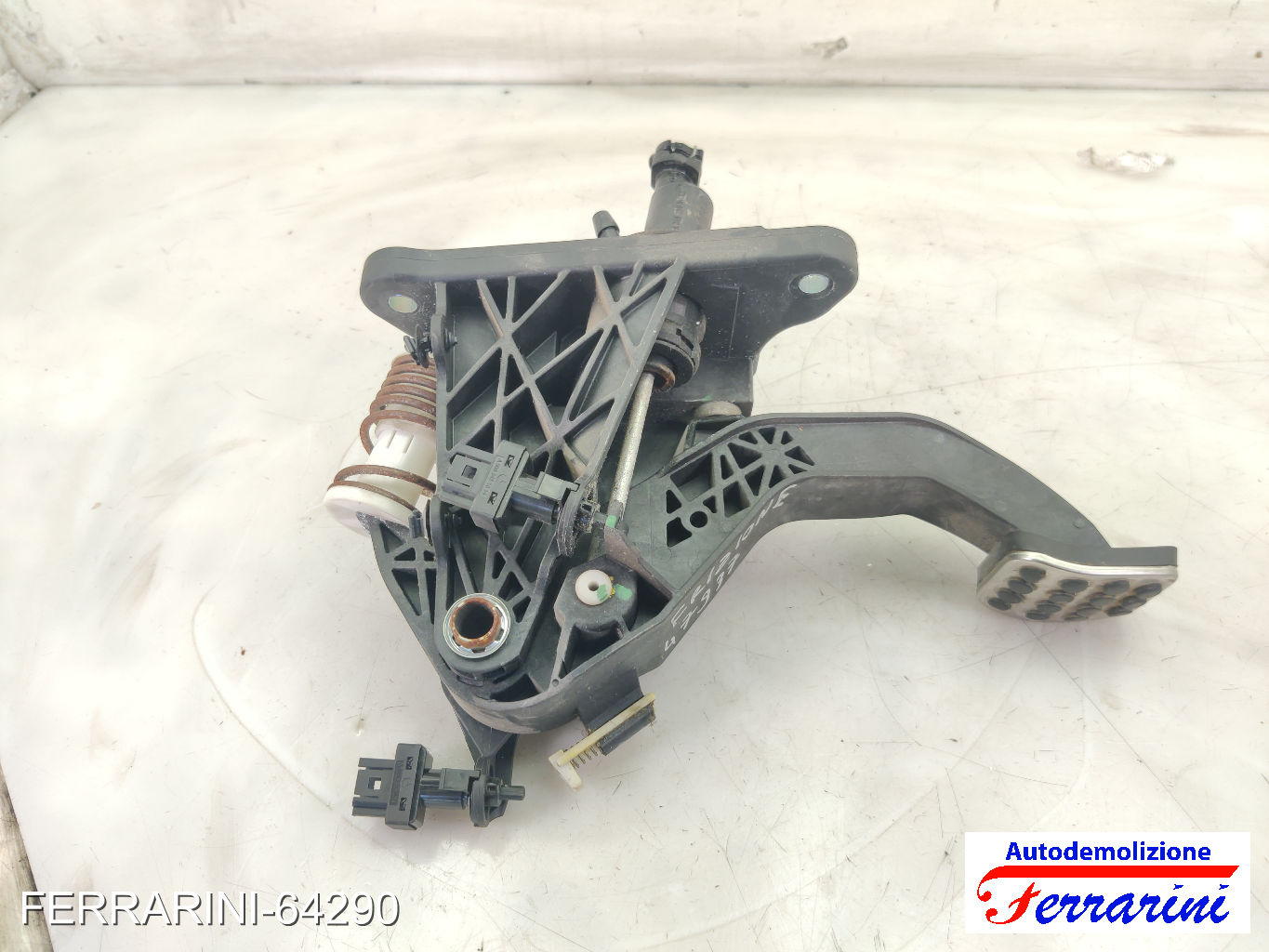 Pedale Frizione MERCEDES CLASSE B W242, W246 B 180 CDI 2011-2014 A2462900419
