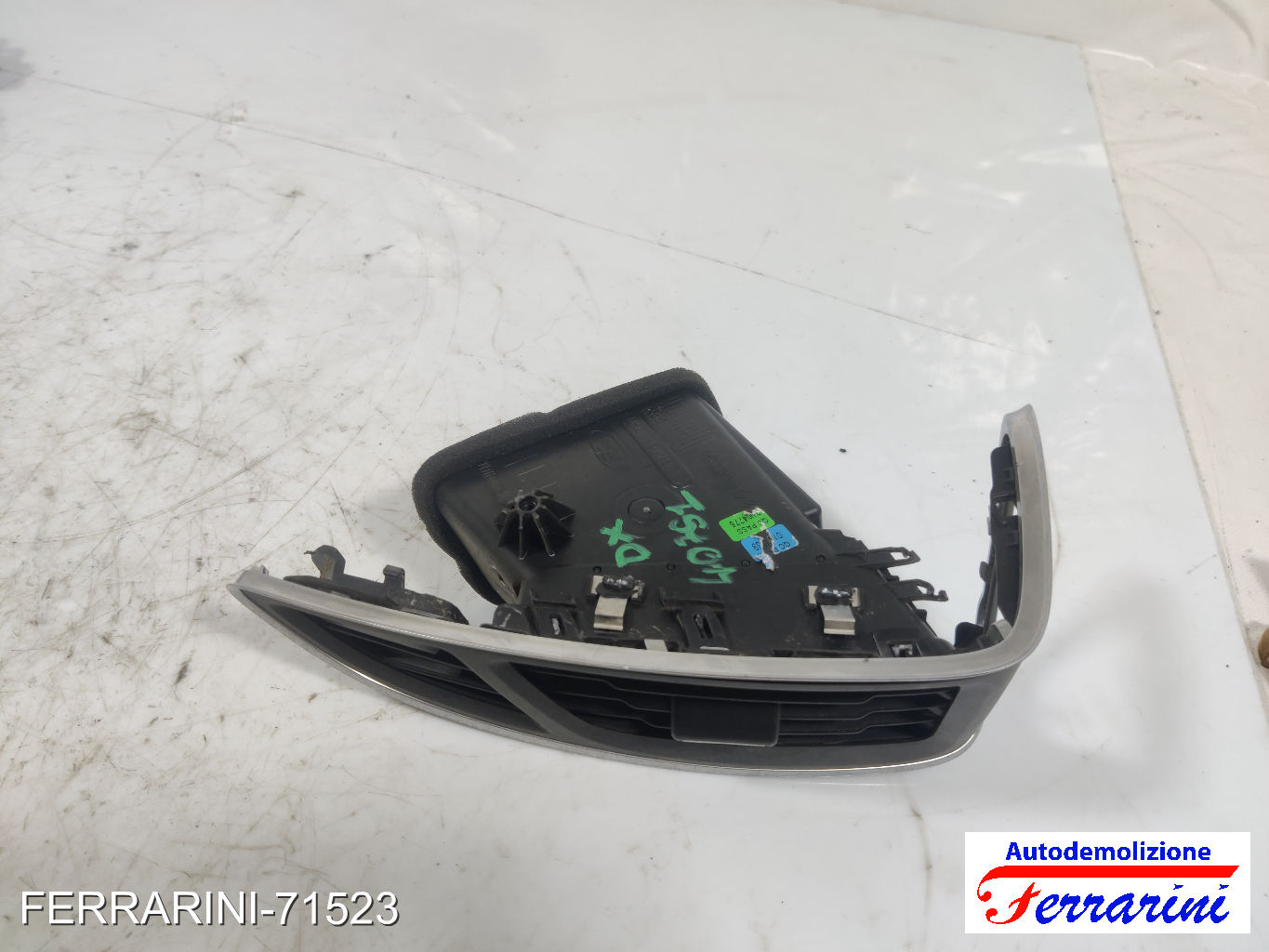 Bocchetta Areazione FORD FOCUS 3 TURNIER 2010-2023 destra, dx, frontale 6