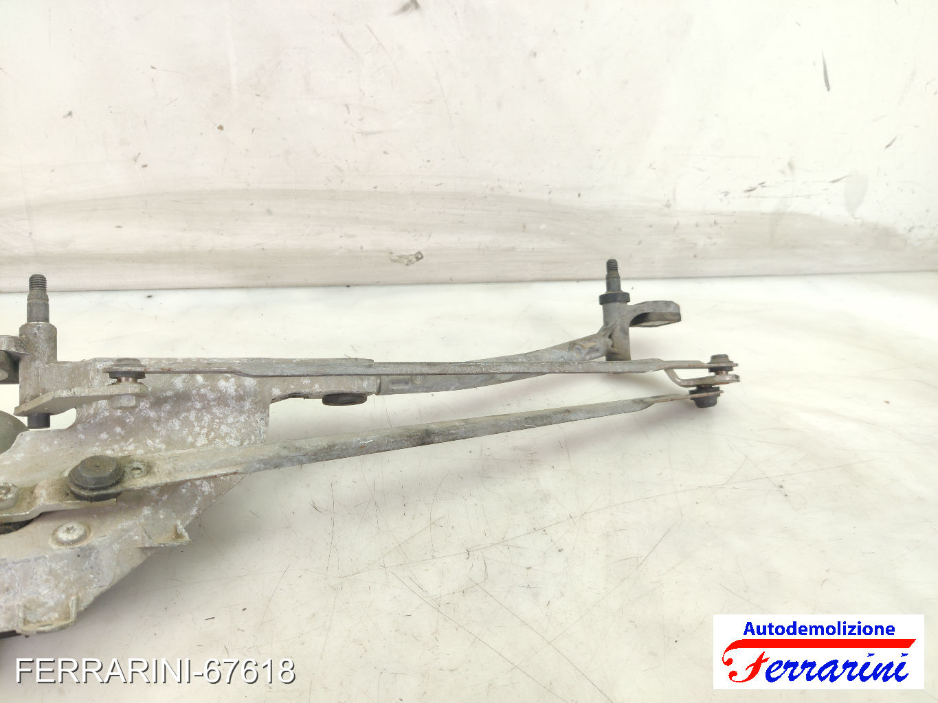 Spazzacqua Motorino Tergicristallo FORD FIESTA 6 CB1, CCN 2010-2012 anteriore
