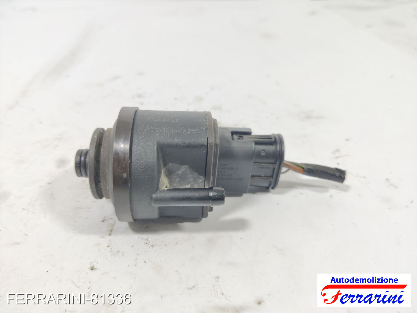 BMW SERIE 1 E87 120D 2004-2011 6