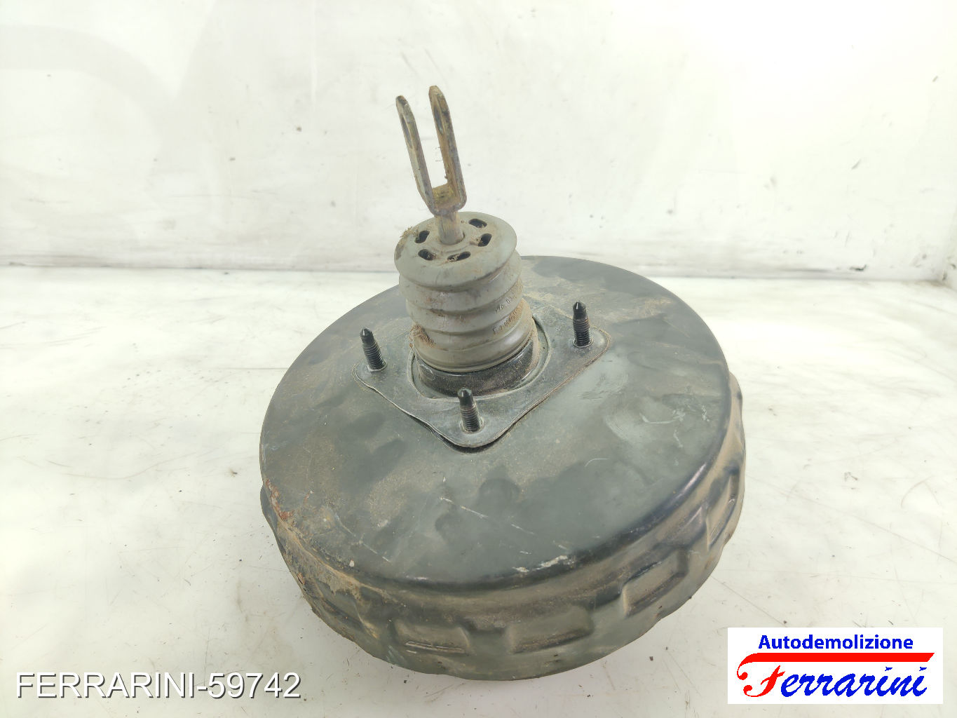 Servofreno VW TRANSPORTER 4 70A, 70H, 7DA, 7DH 2.4 D 1990-1998 701612101K