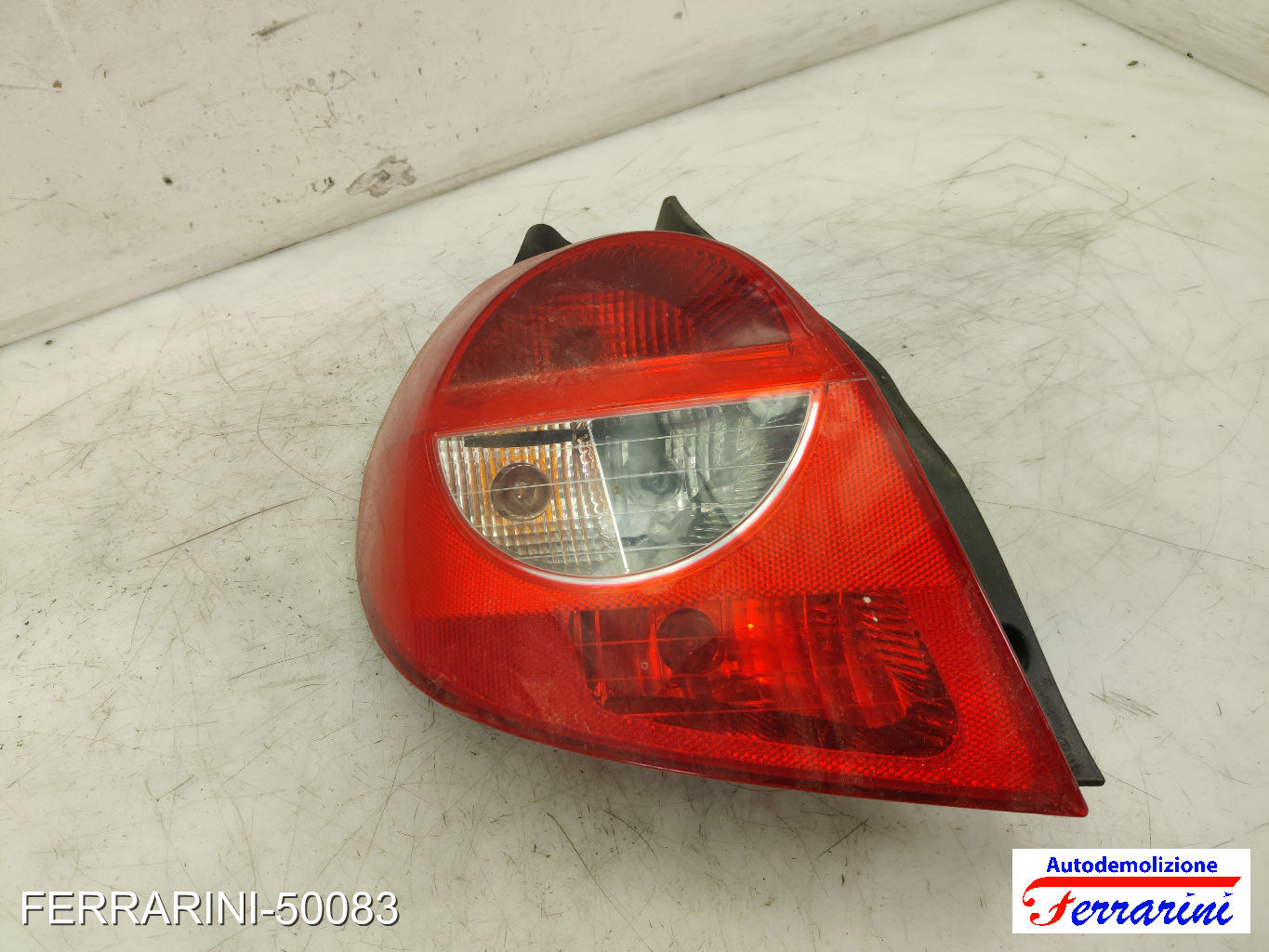 Fanalino Stop Posteriore RENAULT CLIO 3 BR0/1, CR0/1 2005-2012 sinistro, sx