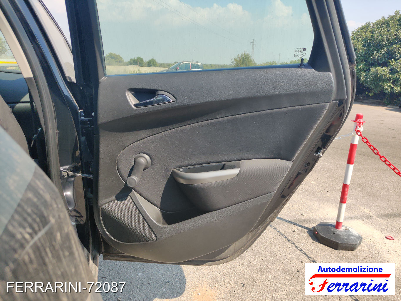 Opel Astra J 16