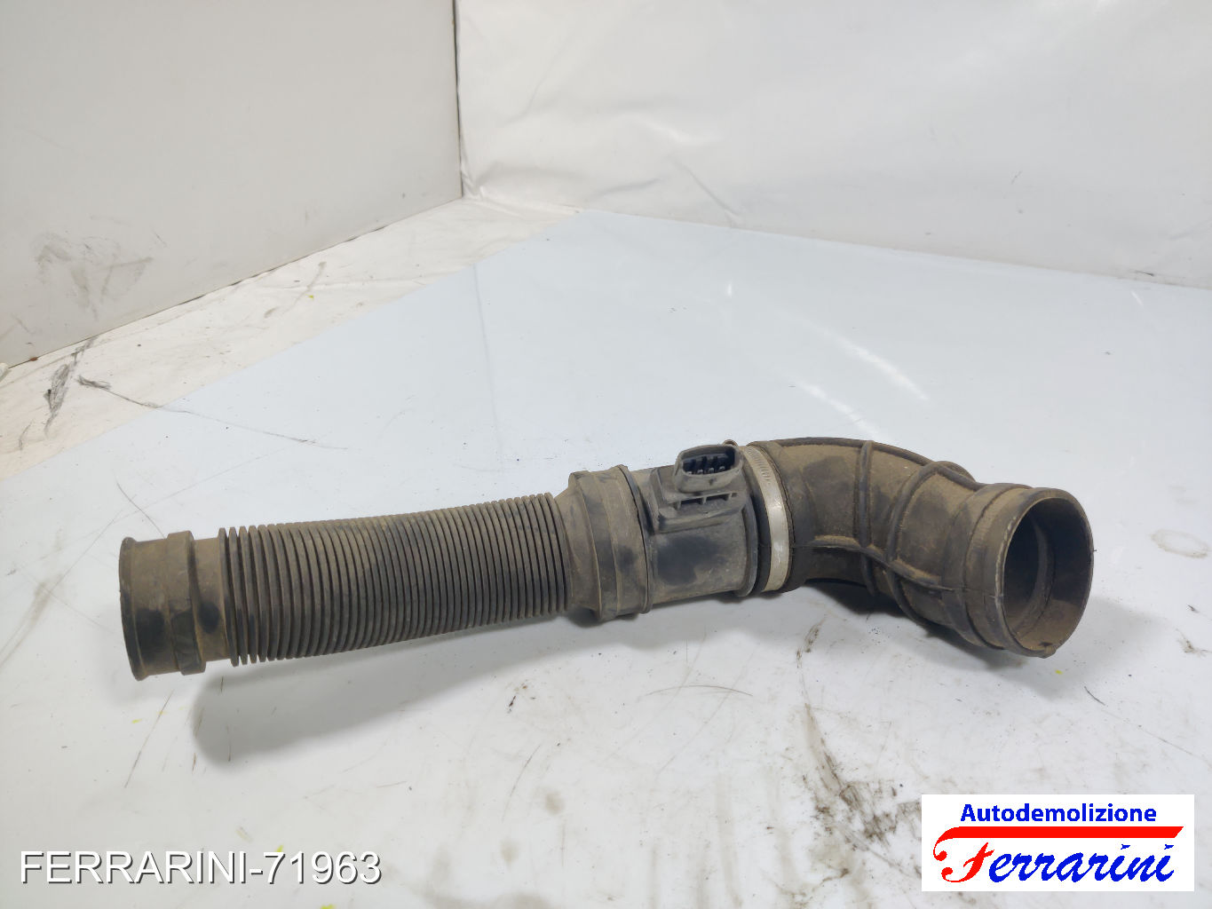 Debimetro ALFA ROMEO 159 939 1.9 JTDM 16V 2005-2011 0281002618, 55350048
