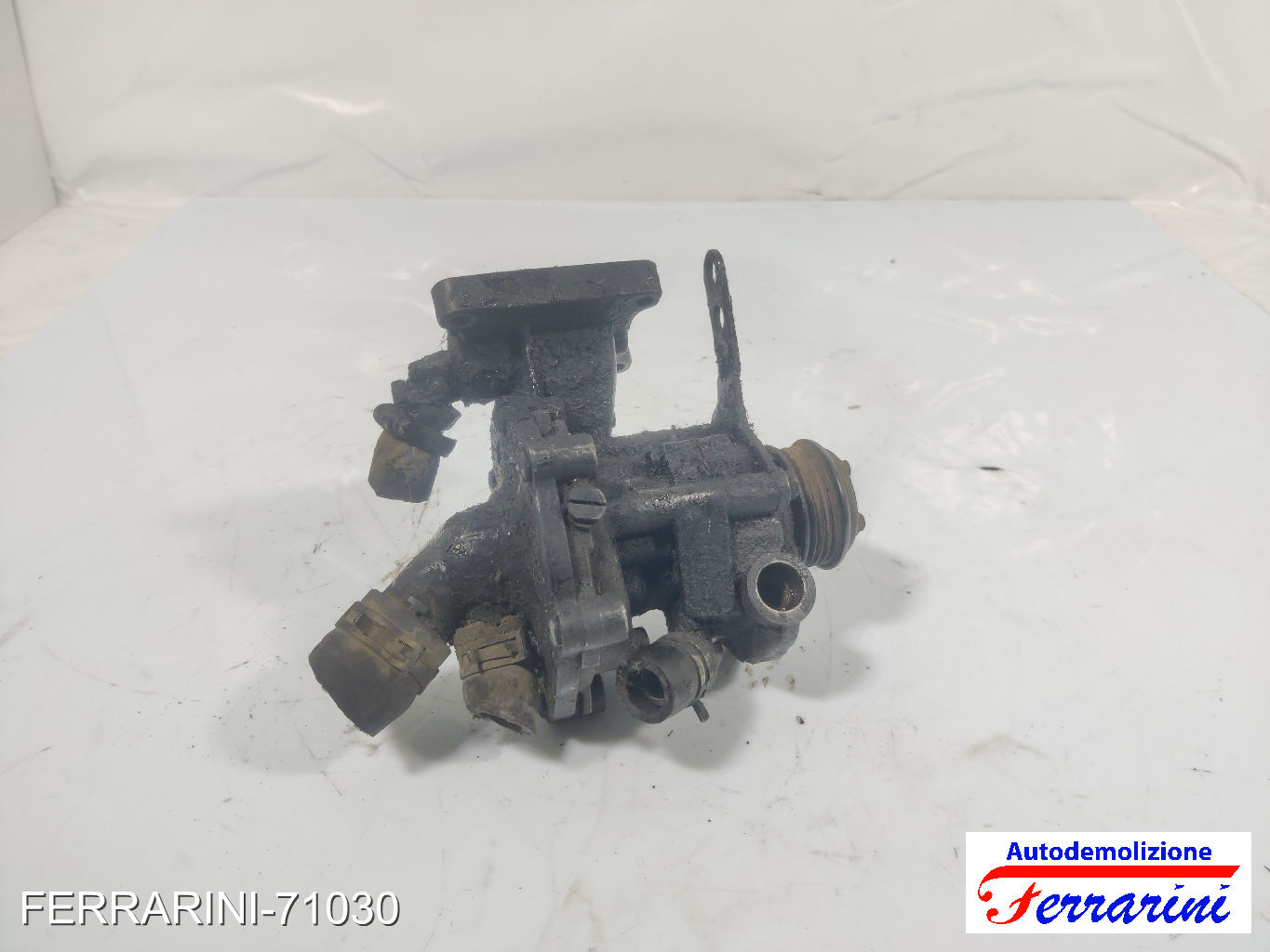 Pompa Servosterzo FORD MONDEO 3 B4Y 2.0 16V TDDI/TDCI 2000-2007 XS713A674BF 12