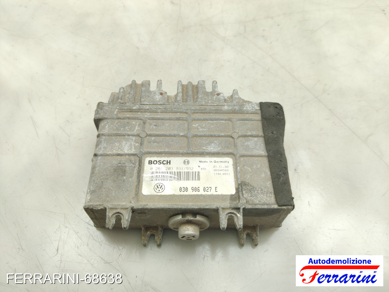 Centralina Motore VW POLO 6N1 50 1.0 1996-1999 030906027E