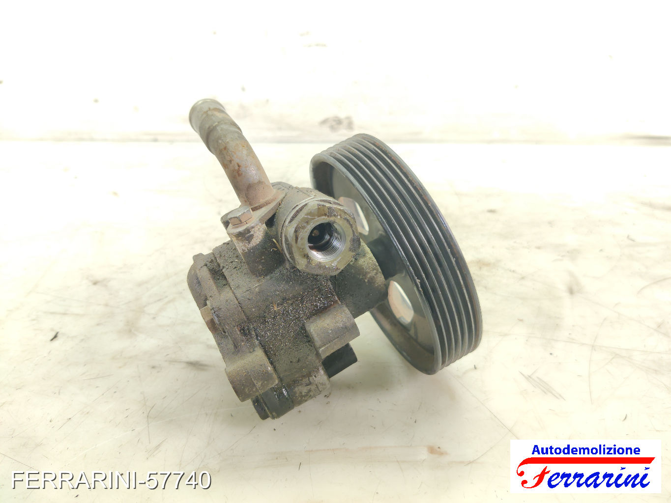 Pompa Servosterzo FORD FIESTA 5 JD, JH 1.4 TDCI 2001-2008 2S6C3A696DD 8