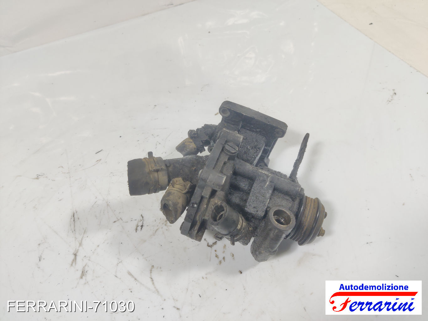 Pompa Servosterzo FORD MONDEO 3 B4Y 2.0 16V TDDI/TDCI 2000-2007 XS713A674BF