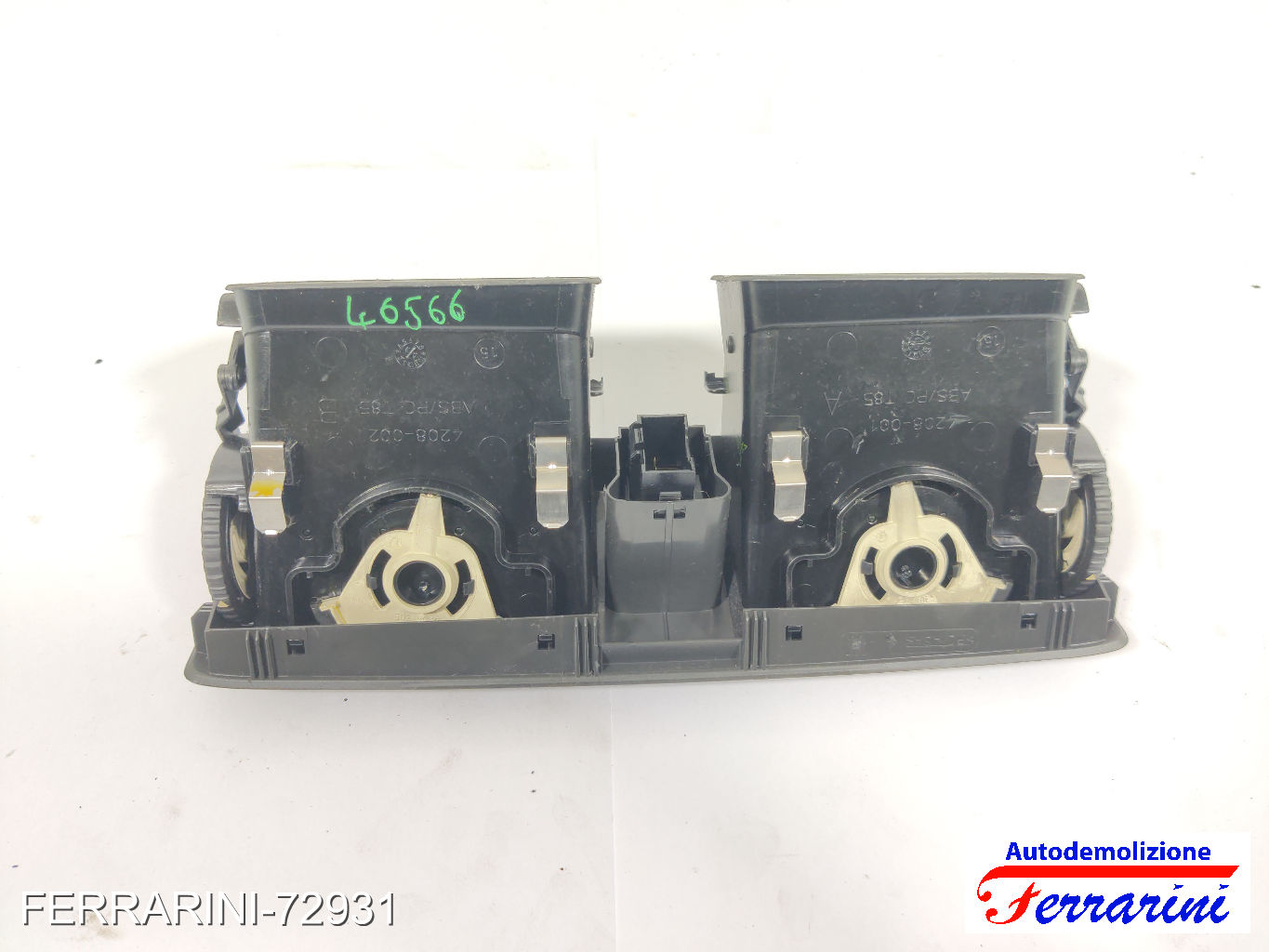 Bocchetta Areazione SKODA FABIA 1 COMBI 6Y5 2000-2007 anteriore 6