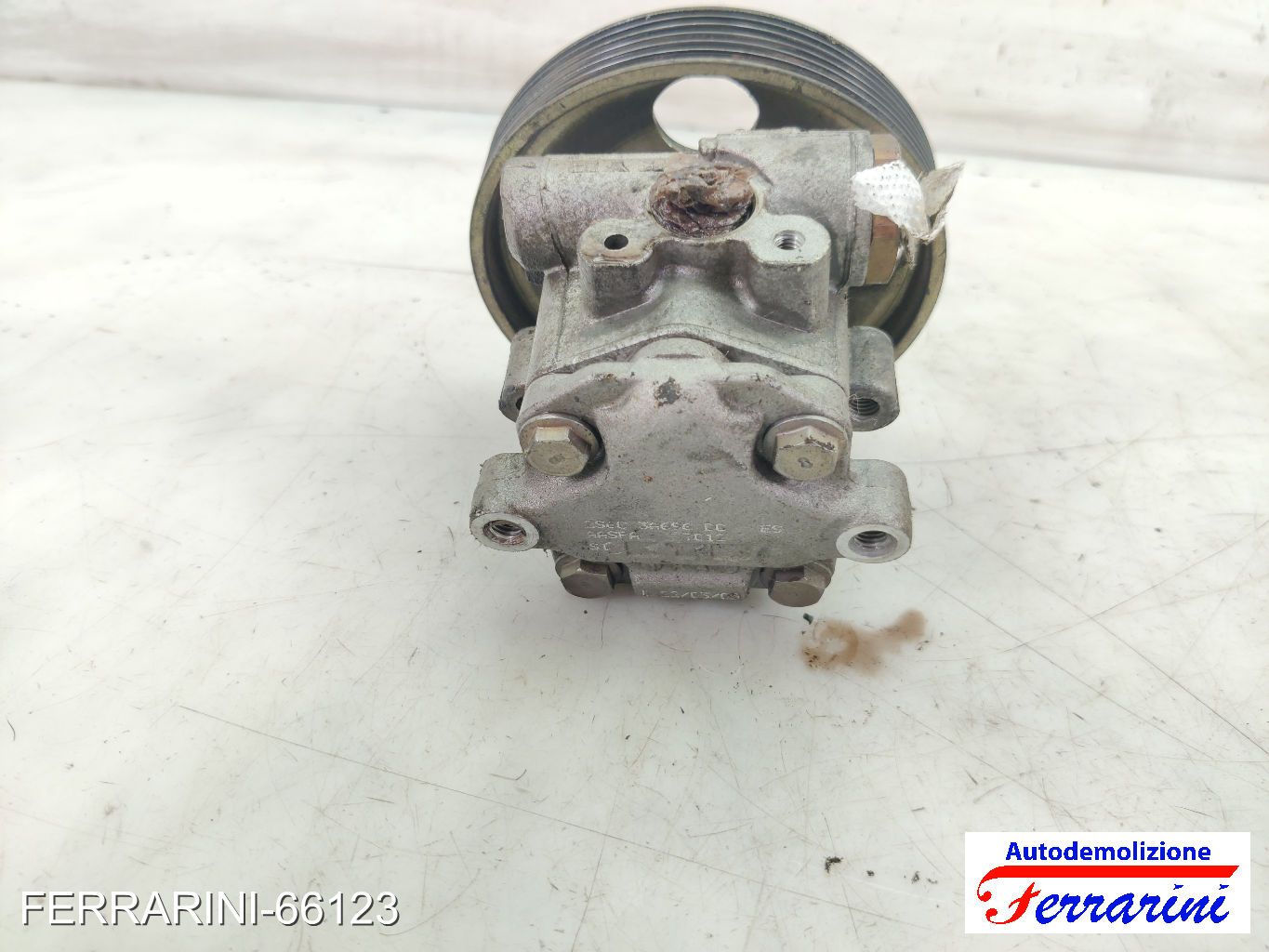 Pompa Servosterzo FORD FIESTA 5 JD, JH 1.4 TDCI 2001-2008 1416165, 1357616