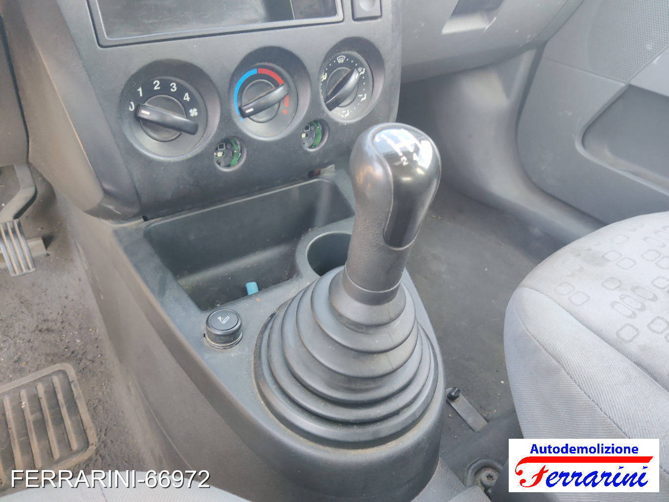 Ford Fiesta 5 26