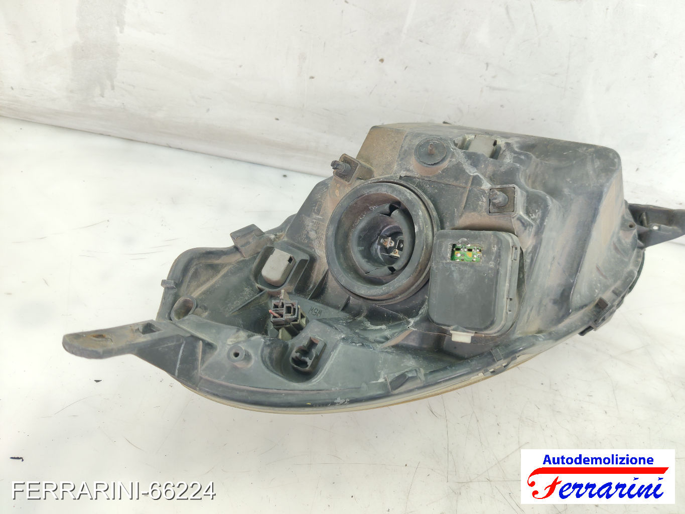 Faro Anteriore NISSAN MICRA 3 K12 2003-2010 destro, dx 26010AX700, 26010AX705 10