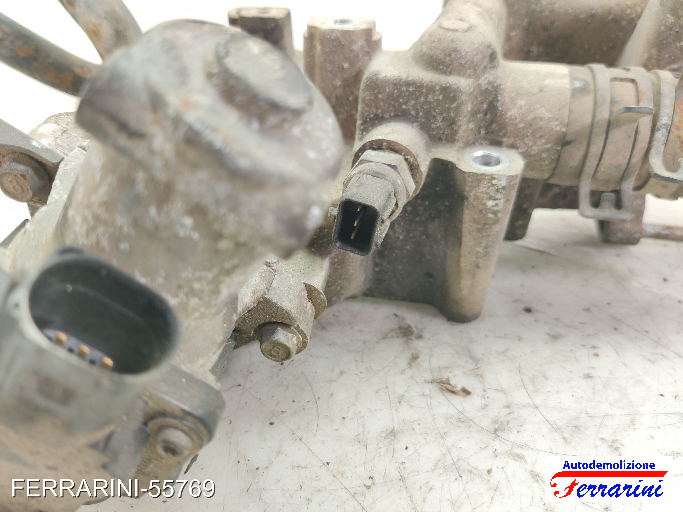 D4HA Termostato HYUNDAI SANTA FE 2 CM 2.0 CRDI 4X4 2010-2012