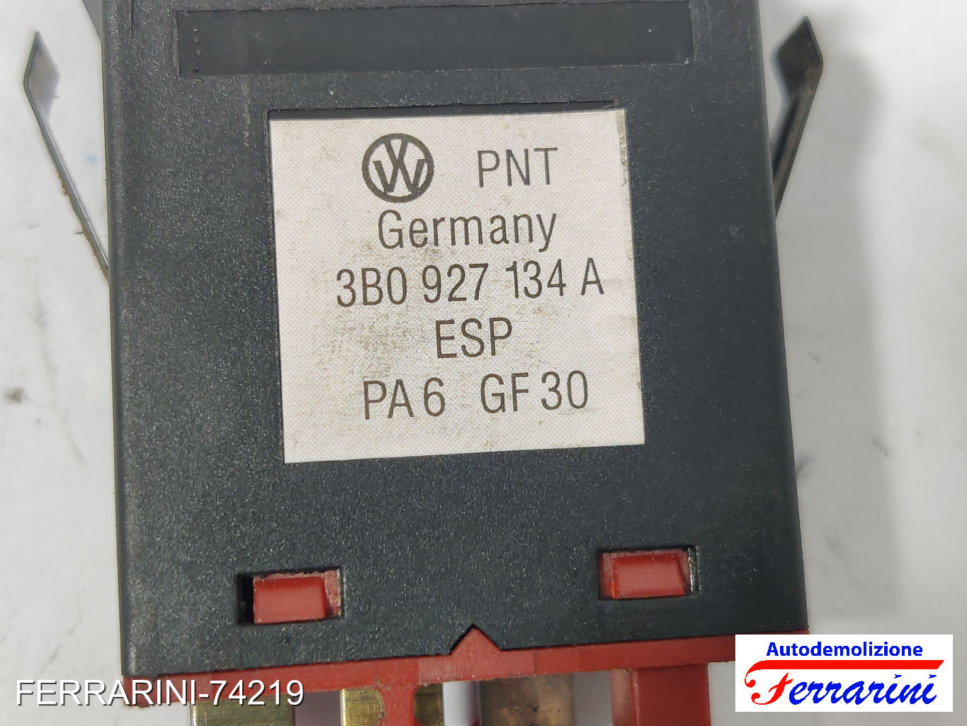 Pulsante ESP VW PASSAT VARIANT 3B6 2000-2005 3B0927134A
