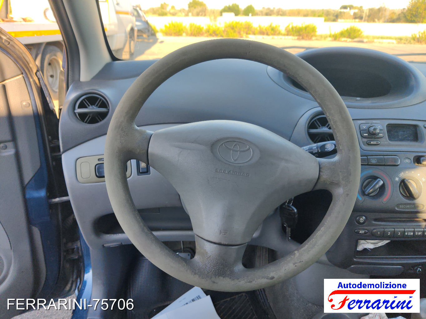 Toyota Yaris 27