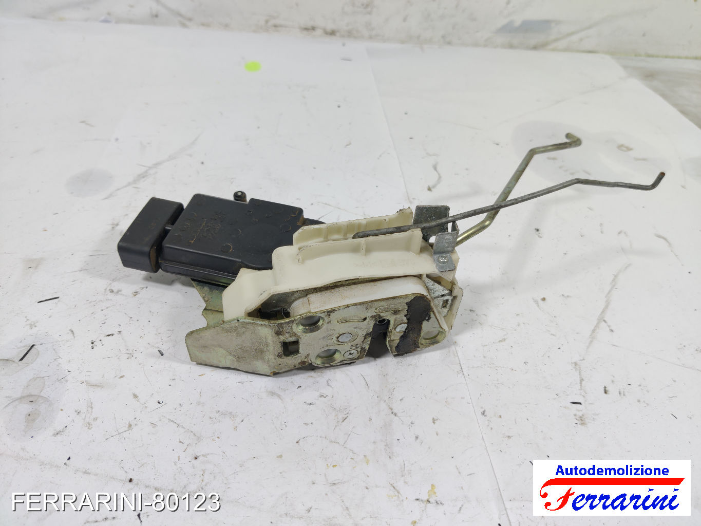 Serratura Porta OPEL AGILA A H00 2003-2007 sinistro, sx, frontale, anteriore
