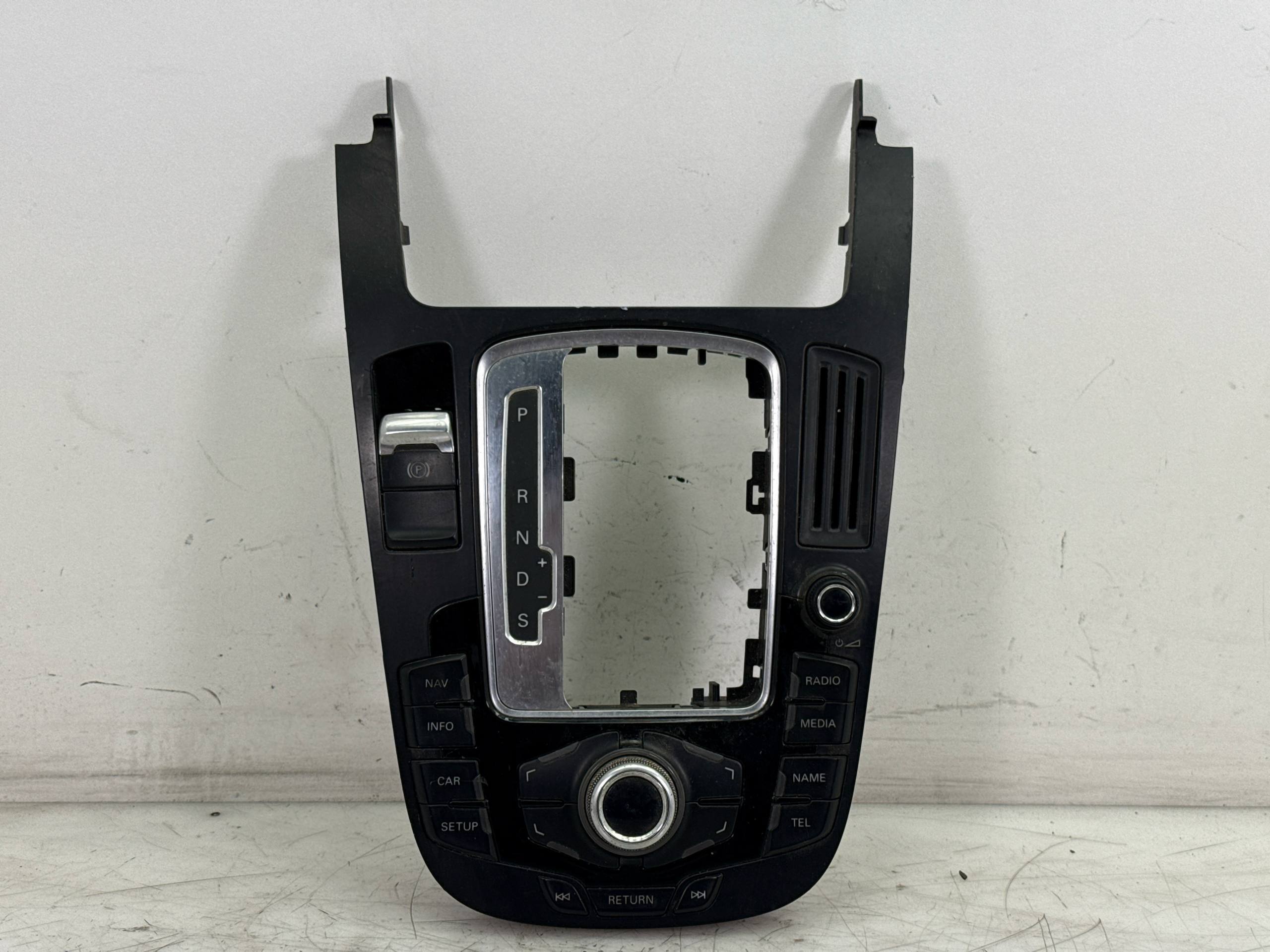 Consolle Centrale Cruscotto AUDI A5 8T3 2007-2012 8T0919609WFX, 8T0919609