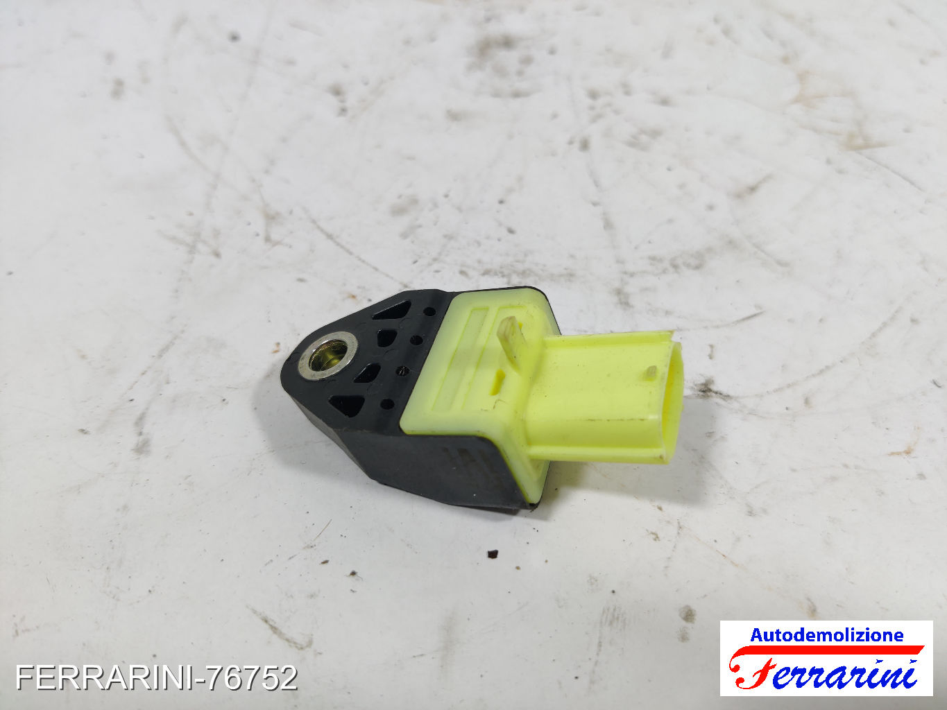Sensore Airbag posteriore TOYOTA IQ J1 2009-2015 8983133020, 703830KTT