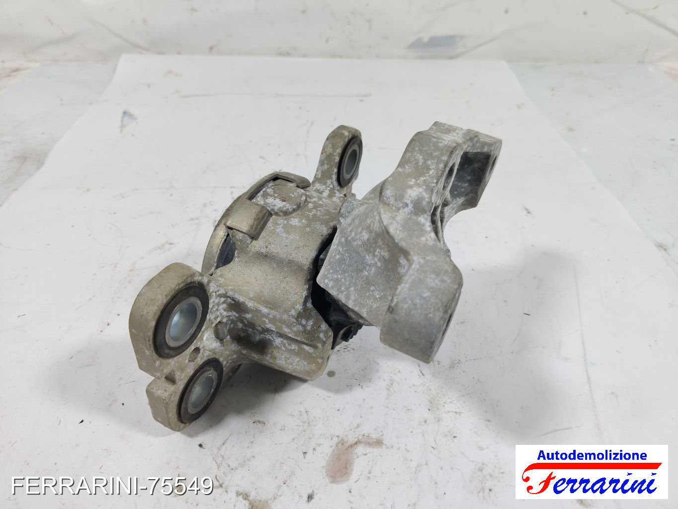D4204T20 Supporto Motore VOLVO V60 1 155 2.0 D2 2015-2018 31401302, 31430441