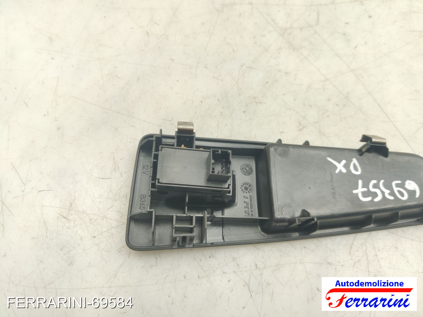Pulsantiera Tastiera Alzavetro LANCIA DELTA 3 844 2008-2014 destra, dx, frontale