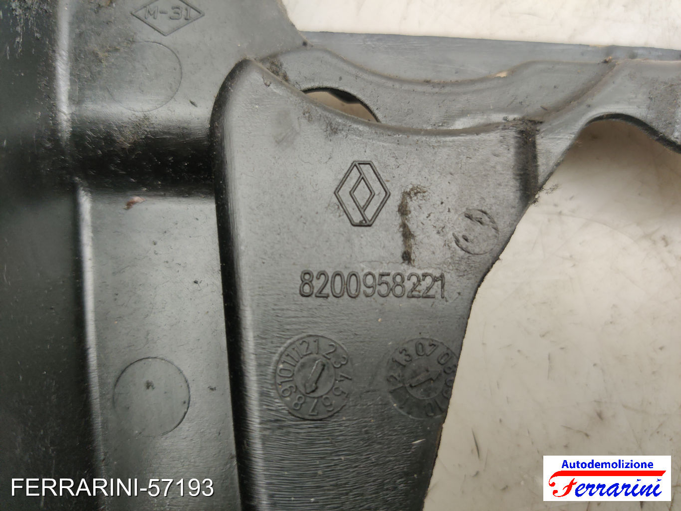 Coperchio cinghia di distribuzione RENAULT MEGANE 3 SW KZ0/1 1.5 DCI 2009-2015 7