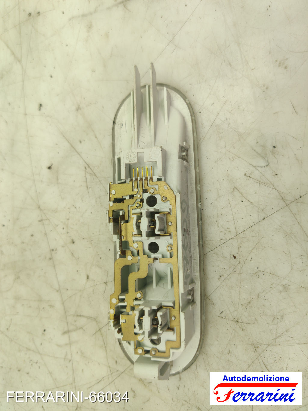 Plafoniera RENAULT MODUS F/JP0 2010-2023 anteriore, frontale centrale, ant
