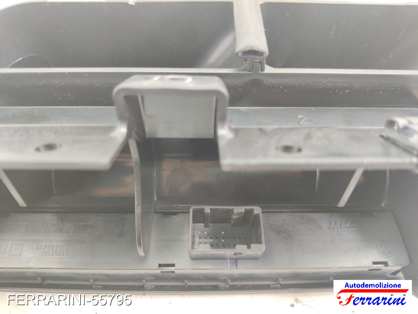 Bocchetta Areazione FIAT GRANDE PUNTO 199 2005-2013 anteriore, frontale centrale 8