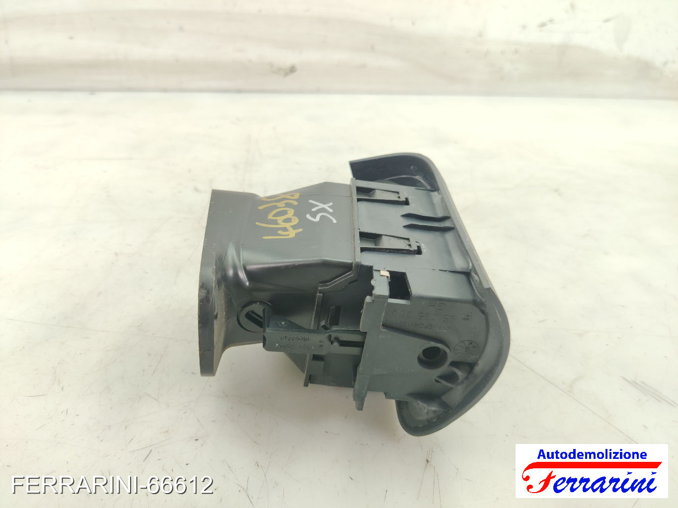 Bocchetta Areazione RENAULT CLIO 2 BB, CB 1998-2005 sinistra, sx, frontale 9