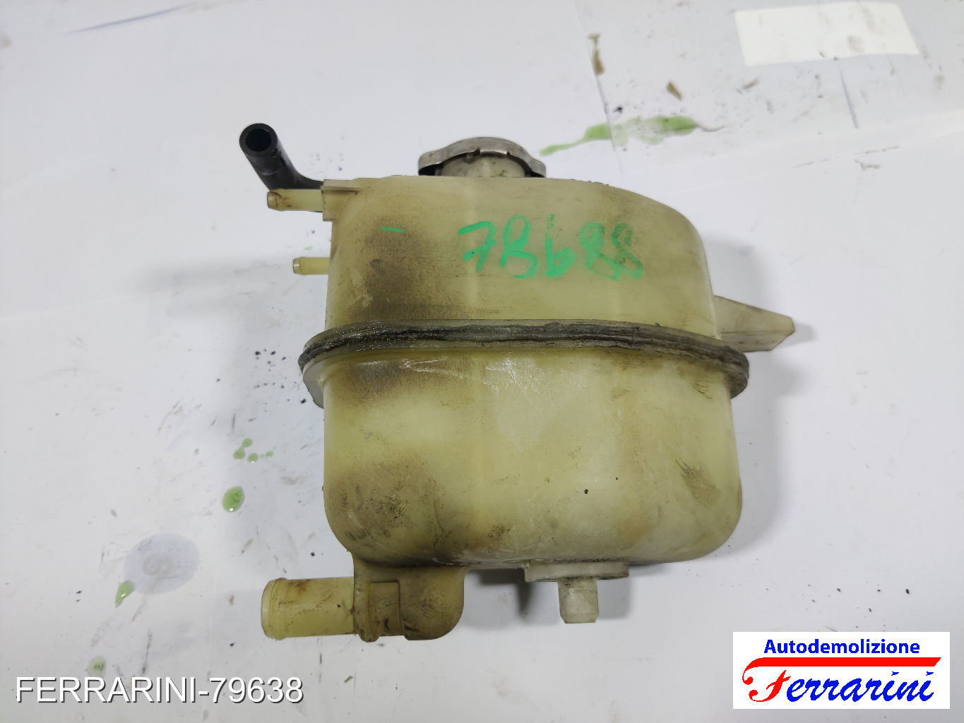 Vaschetta Liquido Motore 10