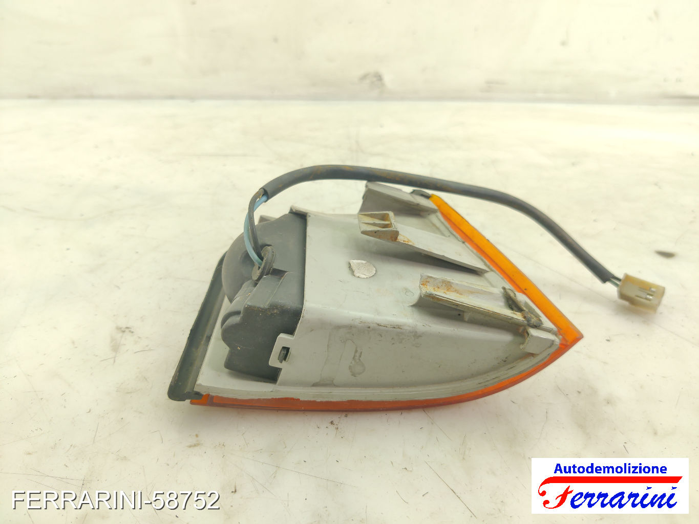 Freccia Laterale FIAT UNO 146 1984-1995 sinistro, sx 9943196, 9943587