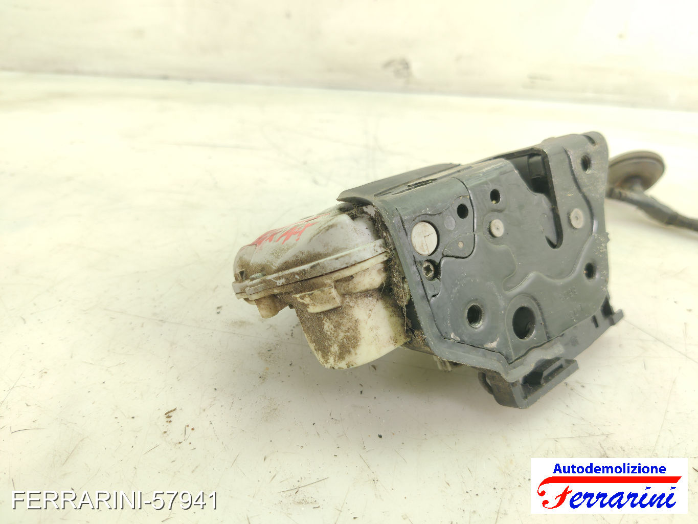 Serratura Porta VW PASSAT VARIANT 3C5 2005-2009 sinistro, sx, frontale