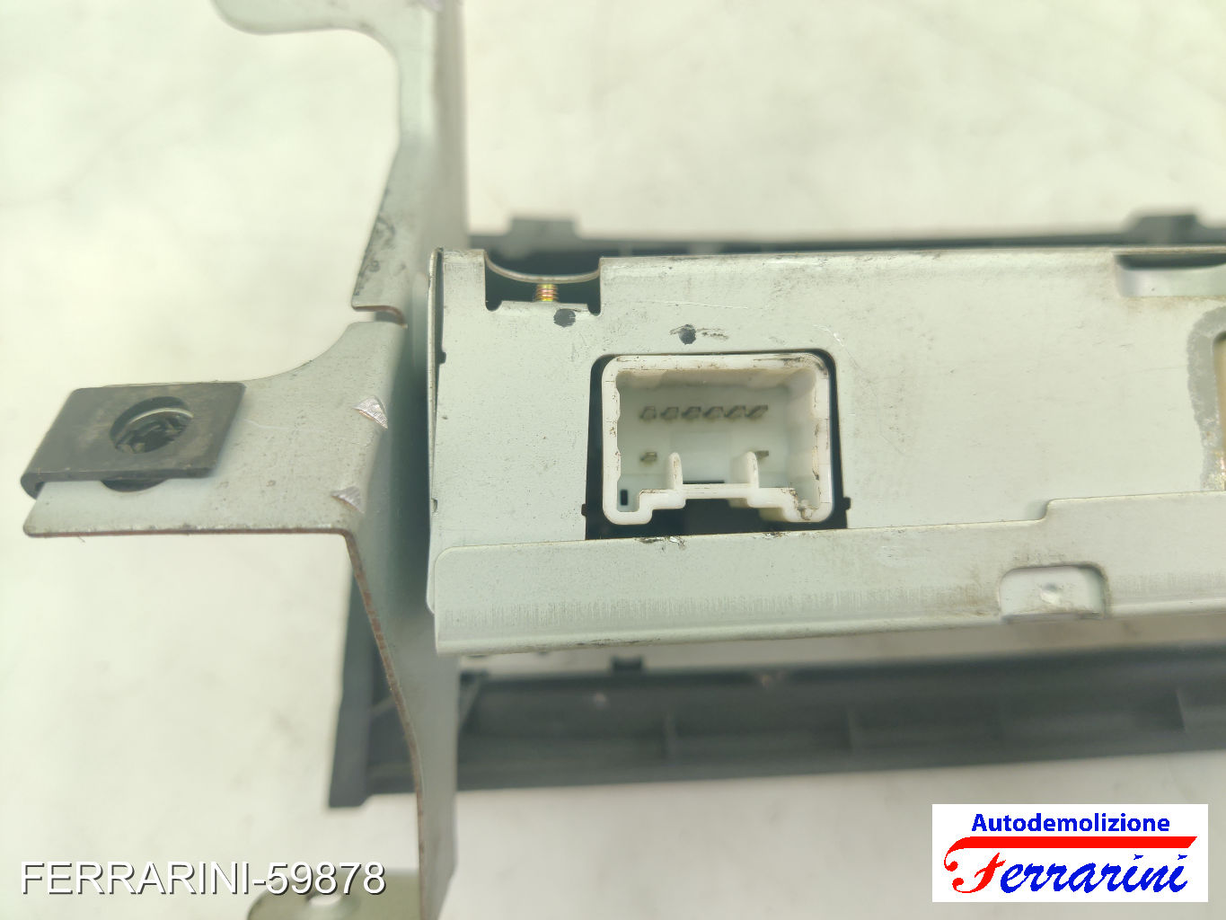 Tastiera Stereo Radio TOYOTA YARIS VERSO P2 2000-2005 8611052121, CNTS0270A 8