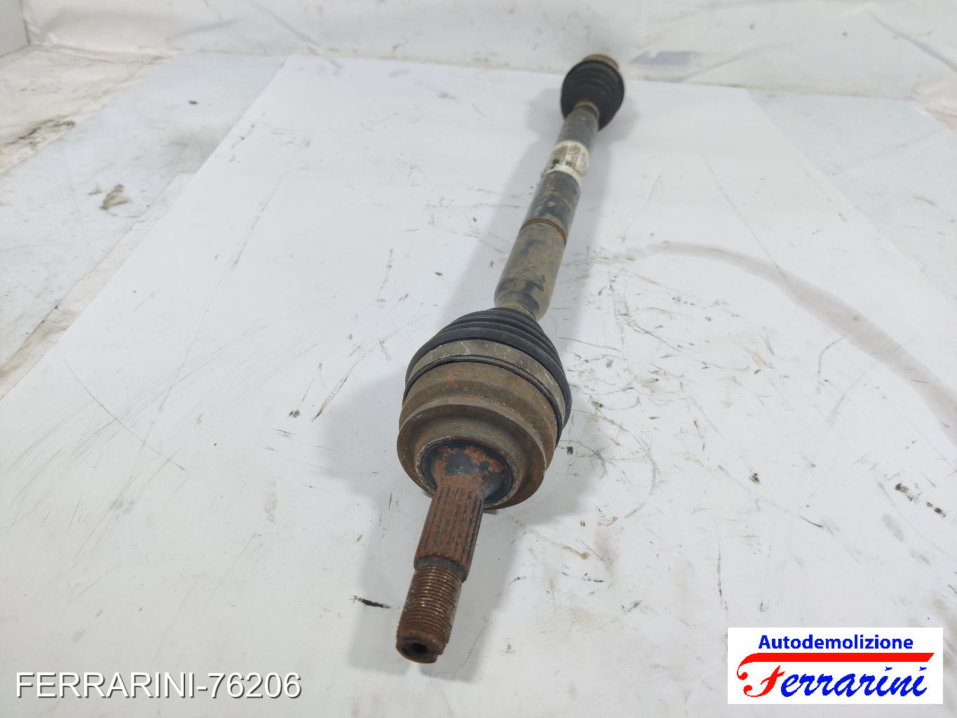Semiasse CITROEN C3 2 SC 1.1I 2009-2013 9801384880, 9672620680, BJ79LBC184