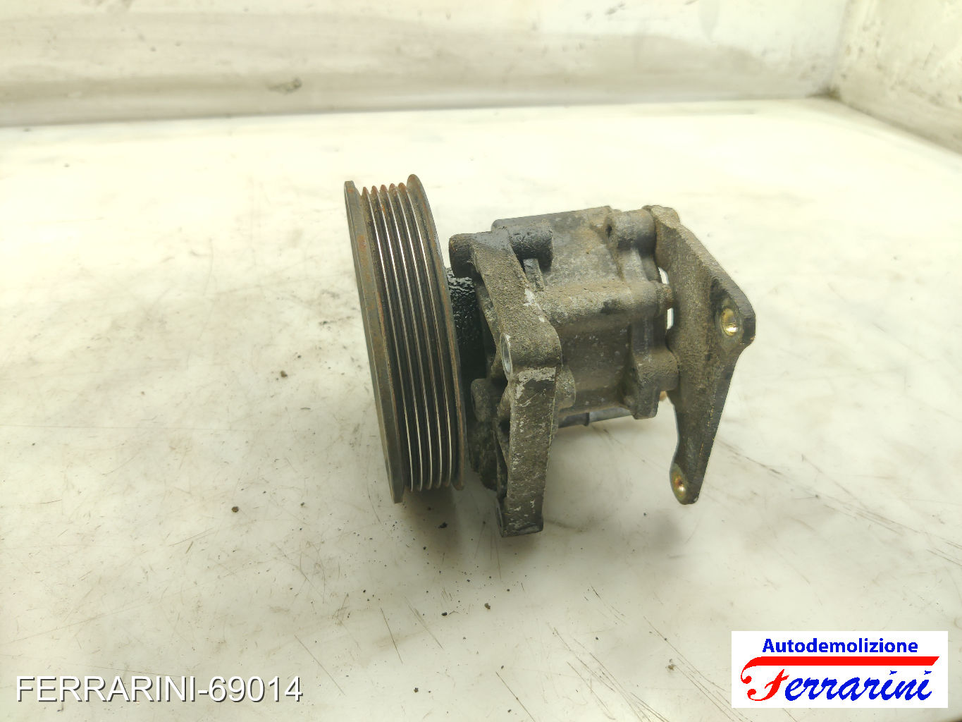 Pompa Servosterzo MERCEDES VITO 638/2 V 230 1996-2003 0024662901, 0024663001